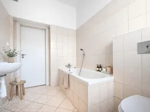 Pronájem bytu 3+1, Praha, K rukavičkárně, 85 m2