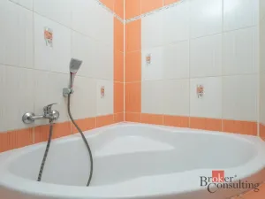 Prodej bytu 3+1, Bruntál, Jesenická, 62 m2