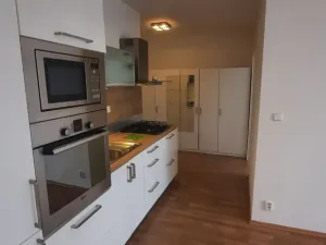 Pronájem bytu 2+kk, Praha - Krč, Točitá, 44 m2