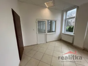 Pronájem obchodního prostoru, Opava - Jaktař, Palhanecká, 90 m2