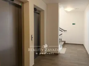 Pronájem bytu 1+kk, Praha - Třebonice, U Radosti, 29 m2