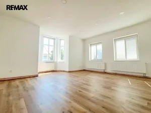 Pronájem bytu 2+kk, Police nad Metují, Masarykovo náměstí, 47 m2