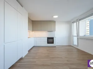 Prodej bytu 4+kk, Praha, Choceradská, 87 m2