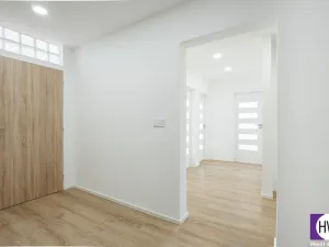 Prodej bytu 4+kk, Praha, Choceradská, 84 m2