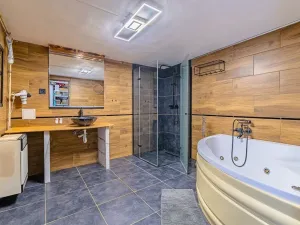 Prodej rodinného domu, Luběnice, 180 m2