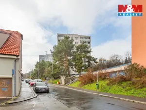 Pronájem bytu 2+1, Praha, Pod lipami, 42 m2