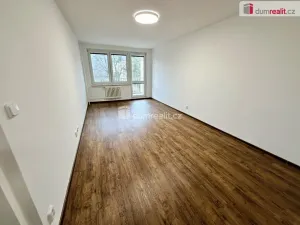 Pronájem bytu 2+1, Zlín, Dukelská, 49 m2