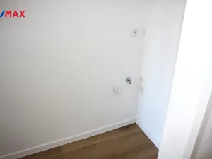 Pronájem bytu 2+kk, Písek, Vinařického, 43 m2