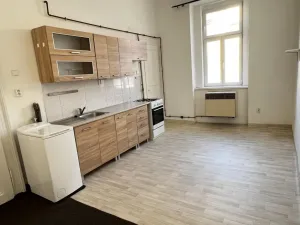 Pronájem bytu 2+kk, Praha - Nusle, Svatoslavova, 40 m2