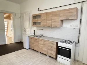 Pronájem bytu 2+kk, Praha - Nusle, Svatoslavova, 40 m2