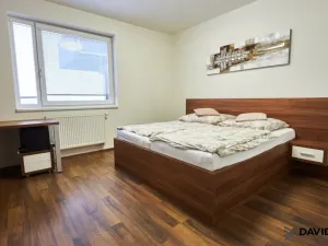 Pronájem bytu 2+kk, Brno - Líšeň, Houbalova, 69 m2