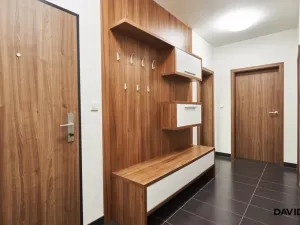 Pronájem bytu 2+kk, Brno - Líšeň, Houbalova, 69 m2