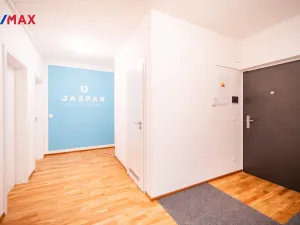 Pronájem kanceláře, Praha - Vysočany, Pechmanových, 91 m2