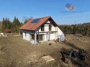 Prodej pozemku pro bydlení, Albrechtice, Mikulova, 17842 m2