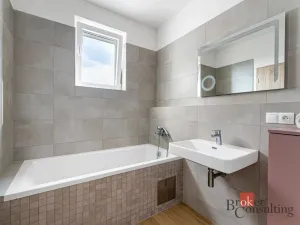 Prodej bytu 3+kk, Horoměřice, Holubova, 65 m2