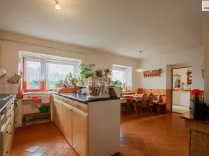 Prodej rodinného domu, Žebrák, Pražská, 220 m2