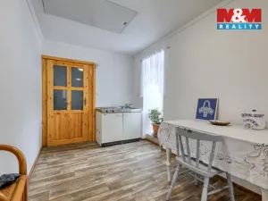 Prodej rodinného domu, Měčín - Petrovice, 138 m2