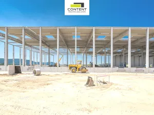 Pronájem skladu, Kněževes, Nad Kovárnou, 4432 m2