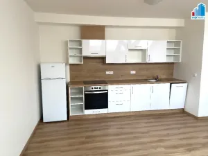 Pronájem bytu 1+kk, Plzeň - Jižní Předměstí, Tovární, 35 m2