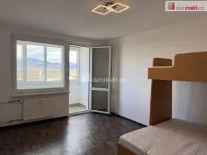Pronájem bytu 2+1, Ostrov, Kollárova, 58 m2