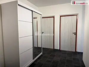 Pronájem bytu 2+1, Ostrov, Kollárova, 58 m2