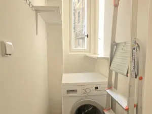 Pronájem bytu 3+1, Praha, Bělehradská, 75 m2