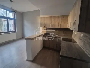 Pronájem obchodního prostoru, Hronov, Hostovského, 180 m2