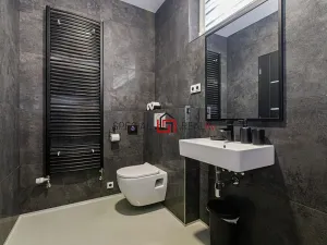 Prodej ubytování, Ostrava, 17. listopadu, 138 m2