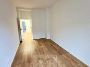 Pronájem bytu 2+kk, Praha - Smíchov, Křížová, 51 m2