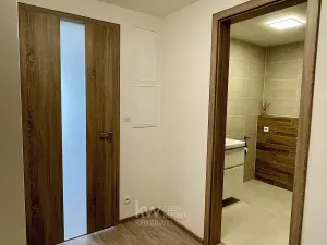 Pronájem bytu 2+kk, Praha - Třebonice, U Radosti, 51 m2