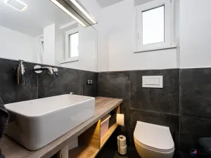 Prodej rodinného domu, Sezemice, Družstevní, 139 m2