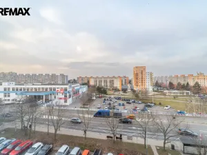 Pronájem bytu 2+kk, Praha - Petrovice, Lessnerova, 43 m2