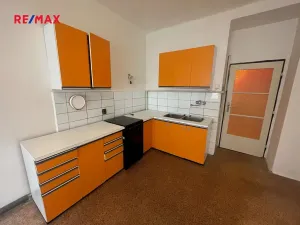 Pronájem bytu 2+1, Praha - Libeň, Vacínova, 96 m2