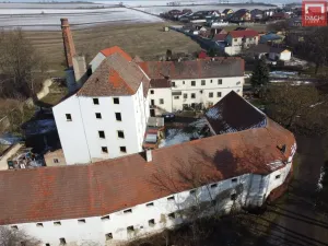 Prodej historického objektu, Královice, 2166 m2