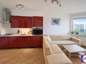 Prodej bytu 2+kk, Praha, Novovysočanská, 75 m2