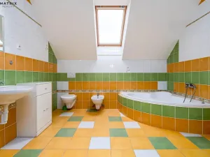 Prodej rodinného domu, Praha - Písnice, V zákopech, 294 m2