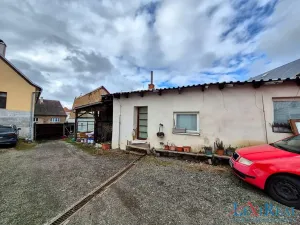 Prodej výrobních prostor, Kasejovice, 1980 m2