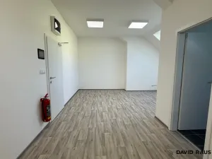 Pronájem bytu 1+kk, Rajhrad, Stará pošta, 35 m2