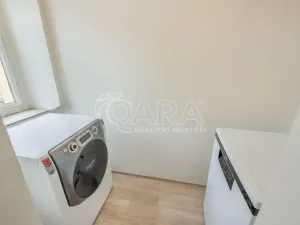 Pronájem bytu 3+1, Praha - Vinohrady, Lužická, 93 m2