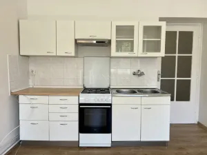 Pronájem bytu 1+kk, Praha - Vokovice, Africká, 31 m2