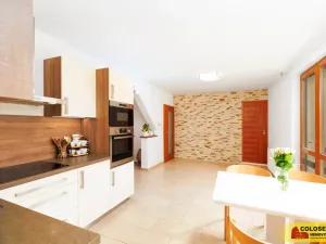 Prodej rodinného domu, Lovčičky, 239 m2