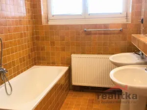 Pronájem bytu 4+1, Opava, Dostojevského, 160 m2