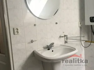 Pronájem bytu 2+kk, Opava, U Pošty, 56 m2
