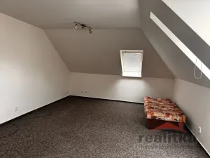 Pronájem bytu 2+kk, Opava, U Pošty, 56 m2
