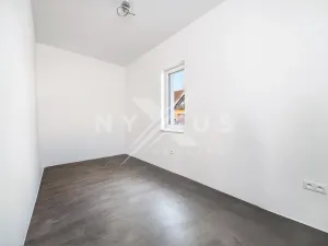 Pronájem rodinného domu, Krakovany, 145 m2