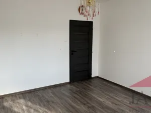 Prodej bytu 2+1, Hrádek, 58 m2