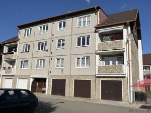 Prodej bytu 2+1, Hrádek, 58 m2