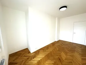 Prodej bytu 2+kk, Praha - Vinohrady, Záhřebská, 46 m2