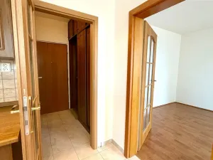 Pronájem bytu 2+kk, Cheb, Lesní, 36 m2