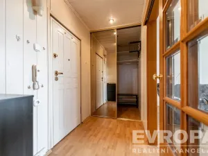 Prodej bytu 3+1, Praha - Hlubočepy, Voskovcova, 77 m2